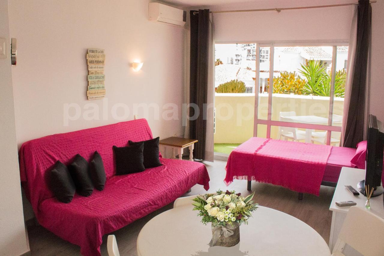 Benal Beach Cozy Apartment With A Water Park. Benalmádena Kültér fotó