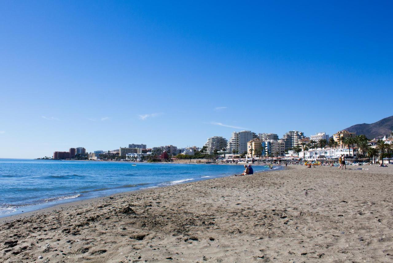 Benal Beach Cozy Apartment With A Water Park. Benalmádena Kültér fotó