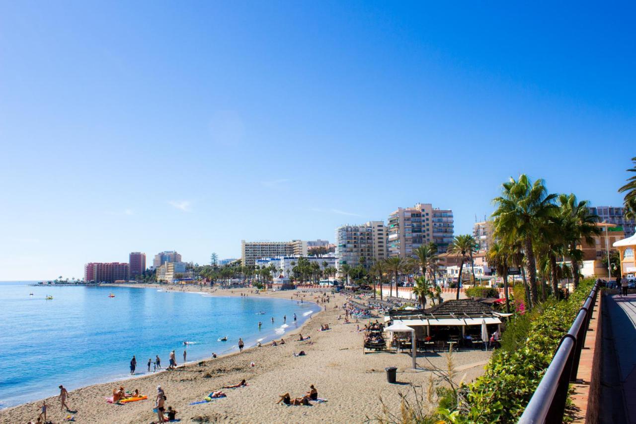 Benal Beach Cozy Apartment With A Water Park. Benalmádena Kültér fotó